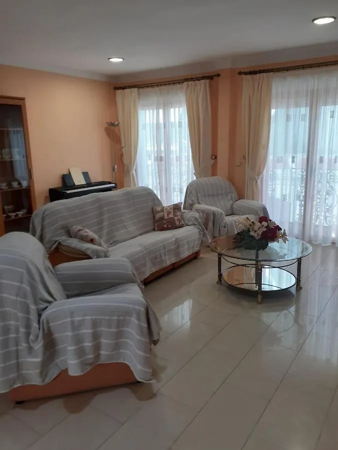 Apartamento en calle Real Almuñécar