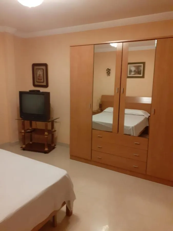 Apartamento en calle Real Almuñécar 0*,